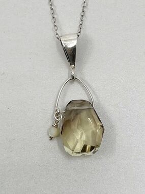 sterling silver smoky quartz & mother pearl pendant - GM939
